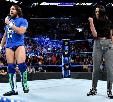 wwe smackdown bleacher grades